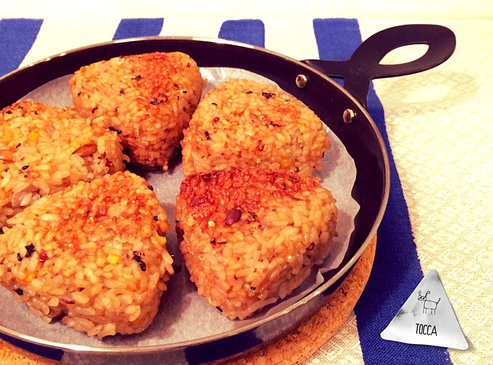 りるのんさんの♡グリルプレートで買うより安い！あの焼きおにぎり🍙雑穀米でリベンジ✨p(･∩･)qｶﾞﾝﾊﾞ‼︎